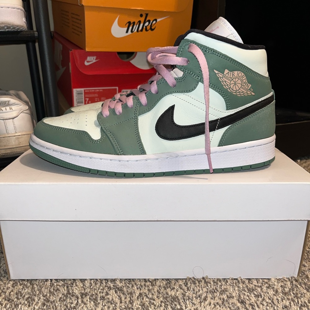 Jordan One Dutch Green